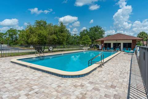 112 Lacosta Lane #122, Daytona Beach FL - photo 23 of 28