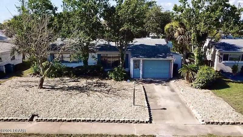 3 bedroom Single Family Residence at 110 Lynnhurst Drive, Lynhurst, Ormond Beach — photo 5