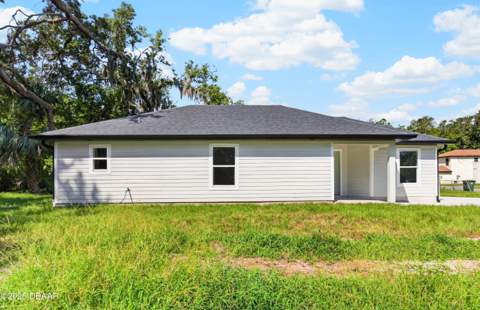 615 Cedar Street, Daytona Beach FL - photo 6 of 48