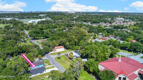 615 Cedar Street, Daytona Beach FL - photo 9 of 48