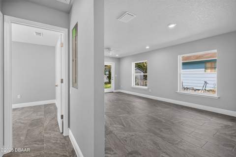 615 Cedar Street, Daytona Beach FL - photo 19 of 48