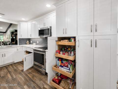 100 Sea Pines Circle, Daytona Beach FL - photo 15 of 57