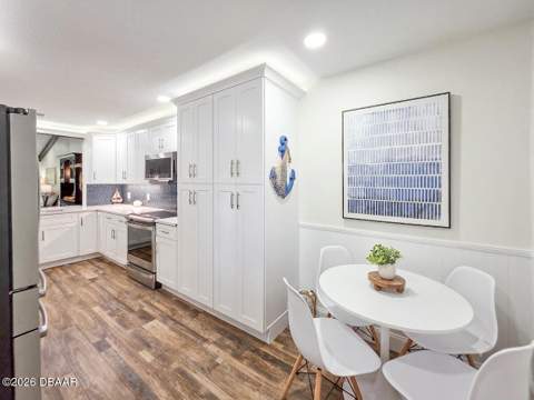 100 Sea Pines Circle, Daytona Beach FL - photo 13 of 57