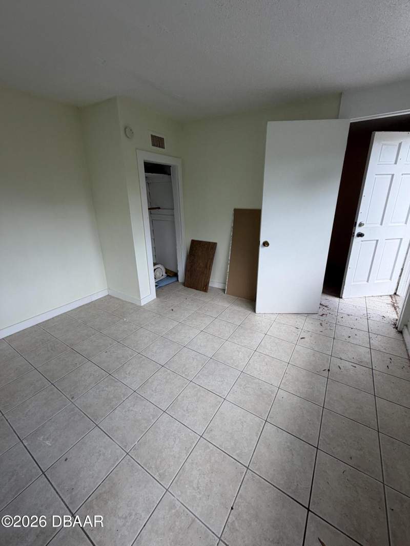 2 bedroom Single Family Residence at 320 N Peninsula Drive, Seabreeze Circle, Daytona Beach — photo 5