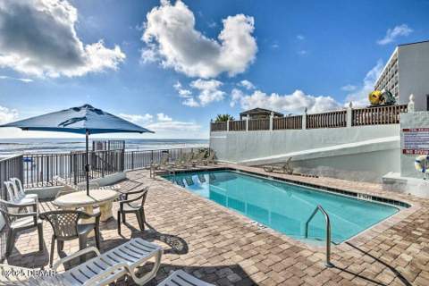 1404 N Atlantic Avenue #2, Daytona Beach FL - photo 14 of 15