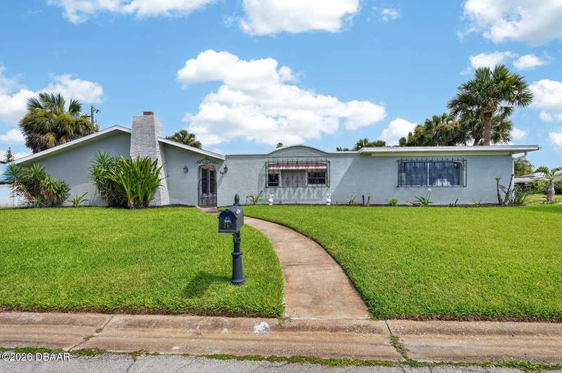 4 bedroom Single Family Residence at 39 Surfside Drive, Surfside Estates, Ormond Beach — photo 3