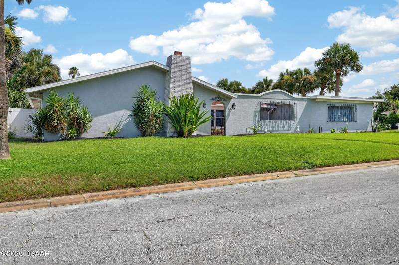 4 bedroom Single Family Residence at 39 Surfside Drive, Surfside Estates, Ormond Beach — photo 5