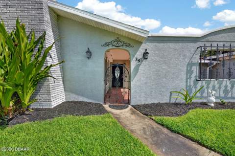 39 Surfside Drive, Ormond Beach FL - photo 8 of 46