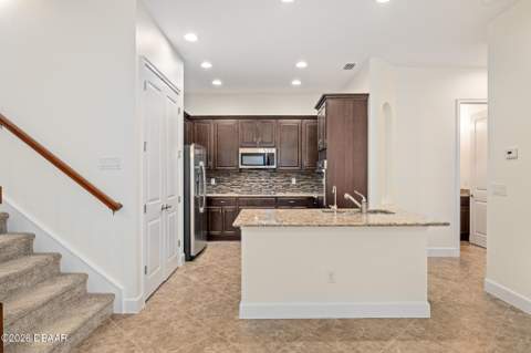 829 Pinewood Drive, Ormond Beach FL - photo 6 of 78