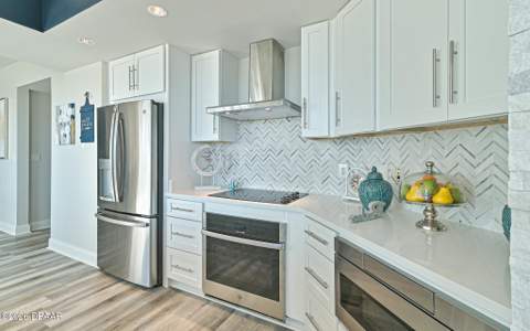 241 Riverside Drive #101, Holly Hill FL - photo 10 of 35