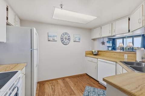 3115 S Atlantic Avenue #305, Daytona Beach Shores FL - photo 22 of 34