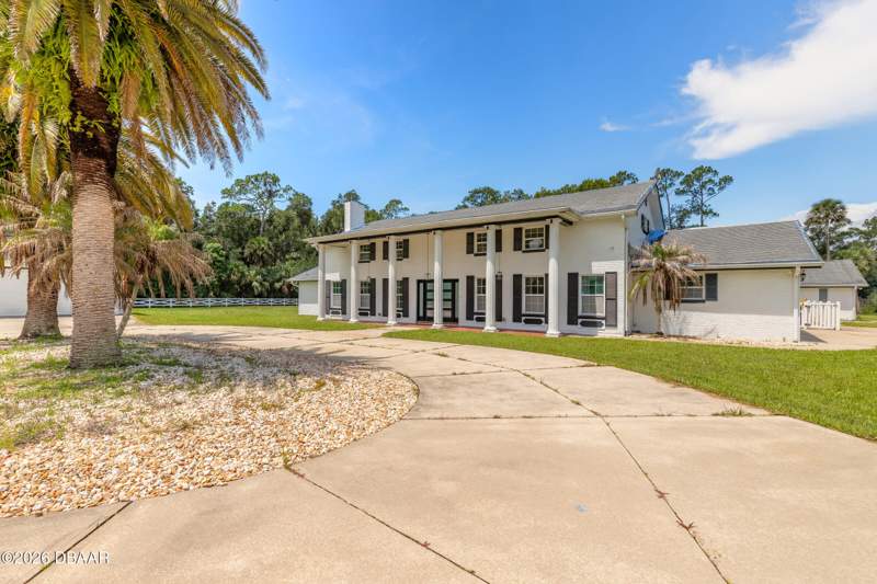 4 bedroom Single Family Residence at 2015 Halifax Drive, Tomoka Farms, Port Orange — photo 2