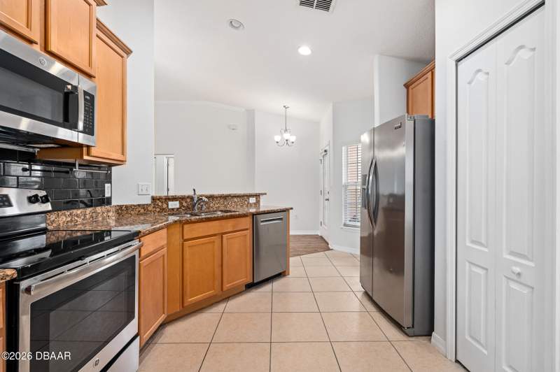 3 bedroom Single Family Residence at 5317 Peach Blossom Boulevard, Port Orange Plantation, Port Orange — photo 3