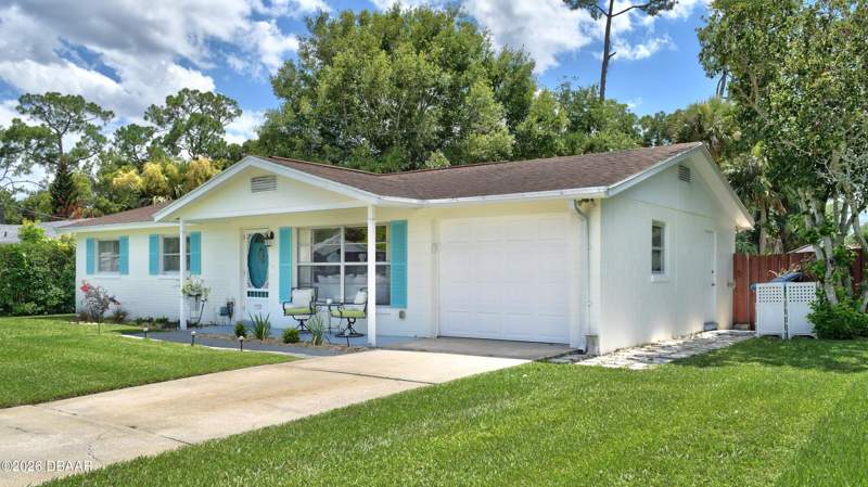 3 bedroom Single Family Residence at 1532 Decatur Avenue, Flomich Gardens, Holly Hill — photo 4