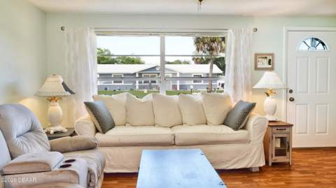 1532 Decatur Avenue, Holly Hill FL - photo 11 of 59