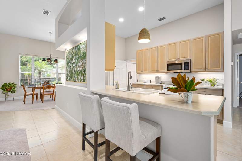 3 bedroom Single Family Residence at 120 Black Hickory Way, Breakaway Trails, Ormond Beach — photo 4