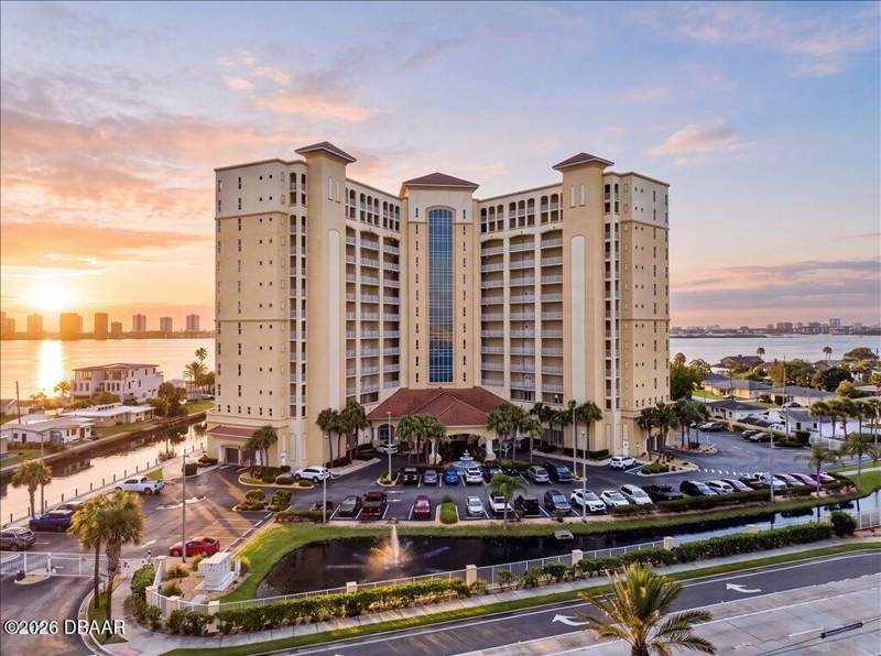 2 bedroom Condominium at 2801 S Ridgewood Avenue #806, Halifax Landing Condo, South Daytona — photo 1