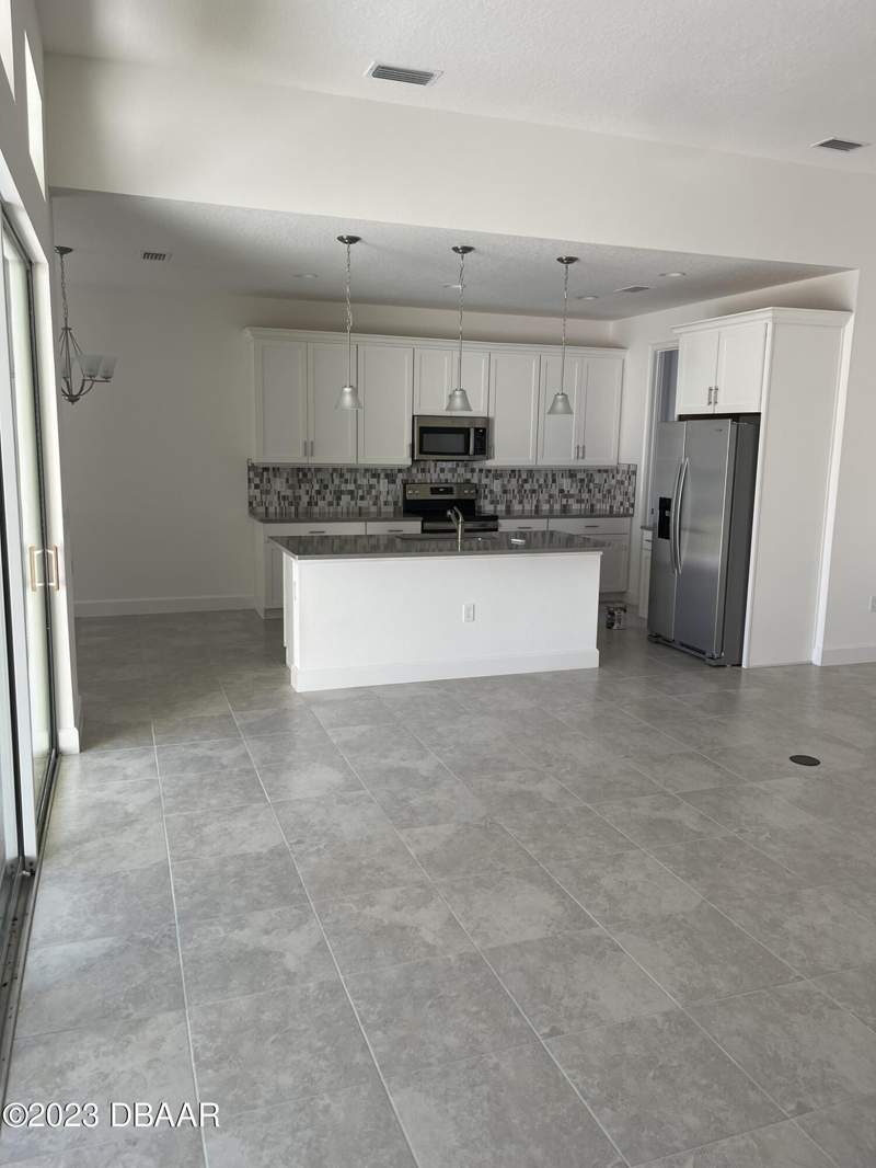 3 bedroom Single Family Residence at 144 Mosaic Boulevard, Mosaic, Daytona Beach — photo 4