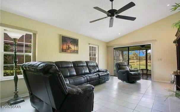 2 bedroom Single Family Residence at 176 Palm Sparrow Court, Pelican Bay, Daytona Beach — photo 3