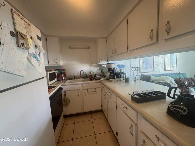 1 bedroom Condominium at 1441 N Atlantic Avenue #216, Vantage Pointe Pool & Racquet Club, Daytona Beach — photo 5