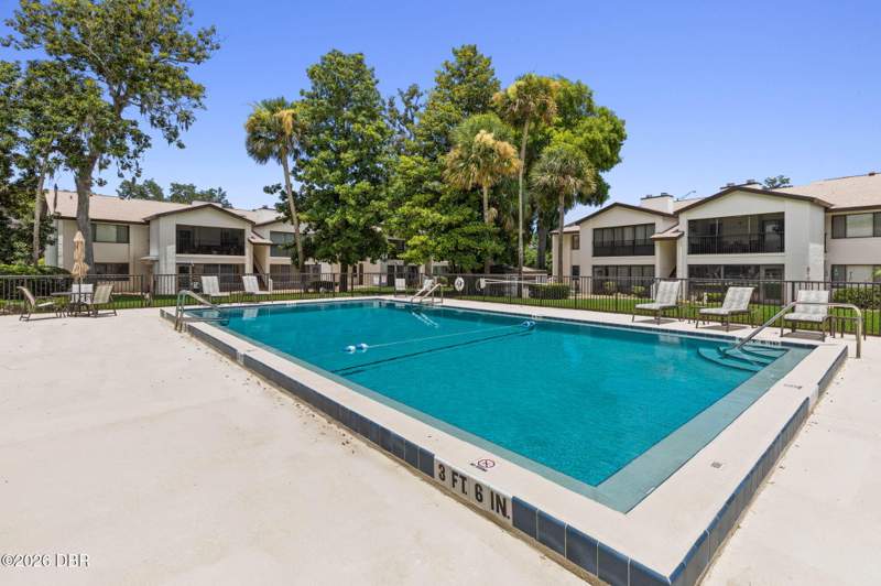 2 bedroom Condominium at 1 Tomoka Oaks Boulevard #137, Escondido At Tomoka, A Condo, Ormond Beach — photo 2