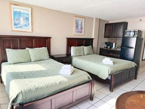 800 N Atlantic Avenue #405, Daytona Beach FL - photo 6 of 37