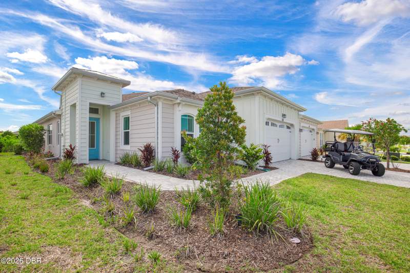 2 bedroom Single Family Residence at 225 Gypsy Palace Lane, Latitude, Daytona Beach — photo 3