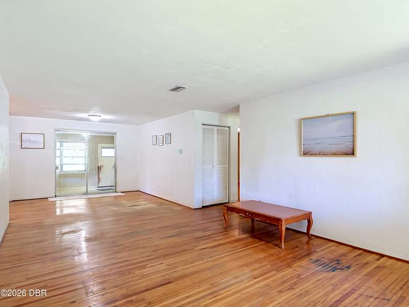 2 bedroom Single Family Residence at 1926 Papaya Drive, Tropical Palm Terrace, South Daytona — photo 2