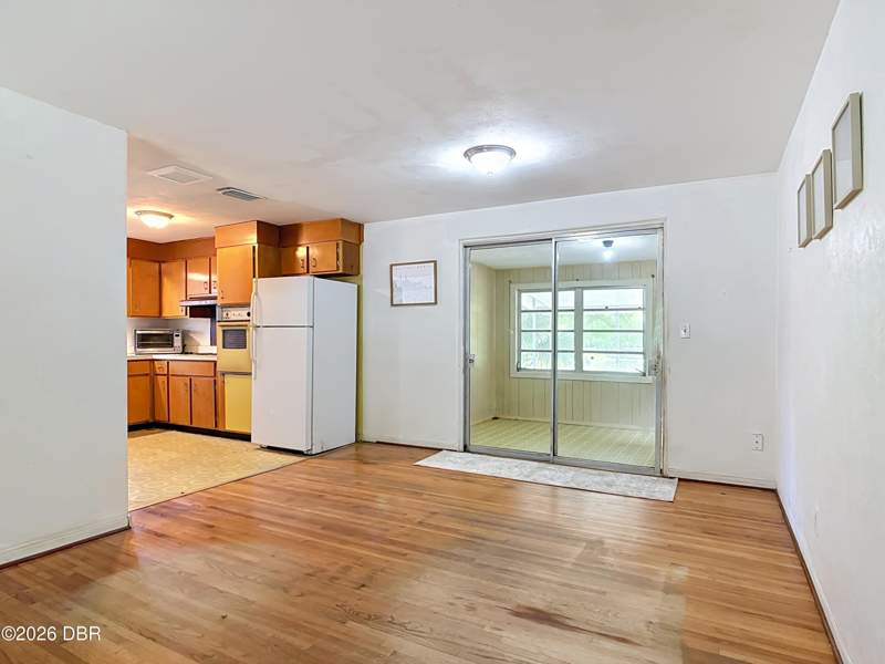 2 bedroom Single Family Residence at 1926 Papaya Drive, Tropical Palm Terrace, South Daytona — photo 3