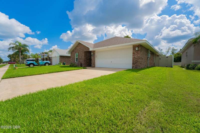 4 bedroom Single Family Residence at 5483 Ward Lake Drive, Forest Lake Preserve, Port Orange — photo 3