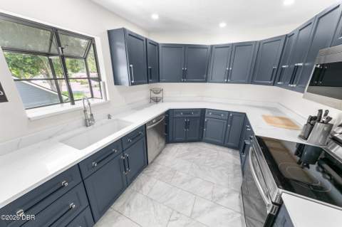 38 Lazy Eight Drive, Port Orange FL - photo 9 of 53