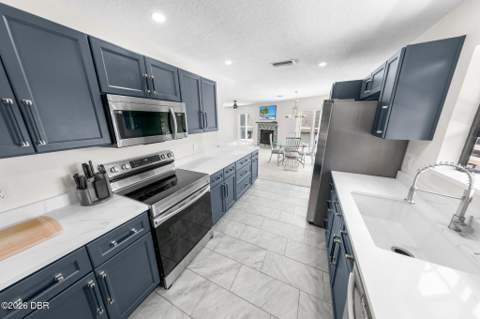 38 Lazy Eight Drive, Port Orange FL - photo 10 of 53