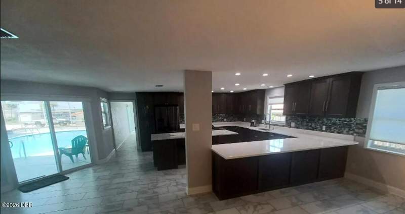 4 bedroom Single Family Residence at 3216 S Peninsula Drive, Rio Mar Beaches, Daytona Beach — photo 3