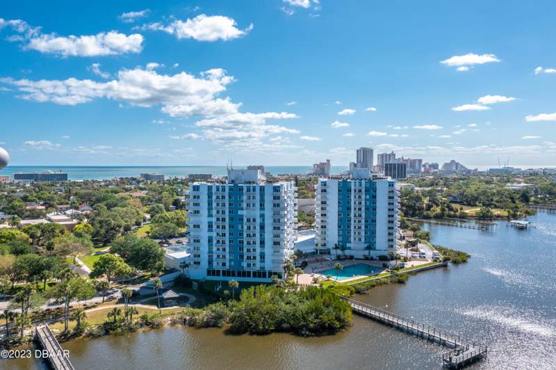 1 bedroom Condominium at 935 N Halifax Avenue #705, Bayshore Bath & Tennis Club Condo, Daytona Beach — photo 3