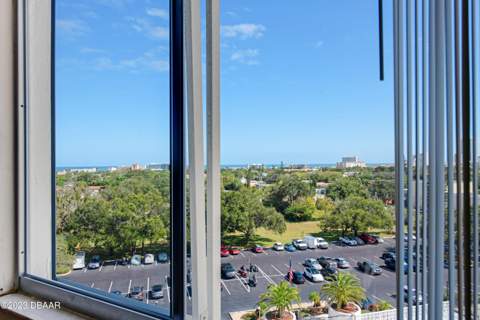 935 N Halifax Avenue #705, Daytona Beach FL - photo 7 of 46