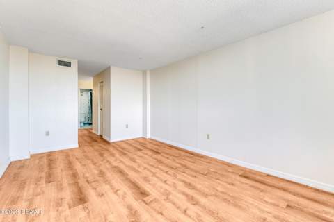 935 N Halifax Avenue #705, Daytona Beach FL - photo 12 of 46