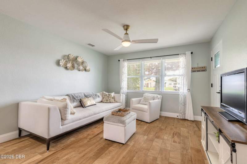 2 bedroom Single Family Residence at 18 Tropical Drive, Sunny Shores, Ormond Beach — photo 5