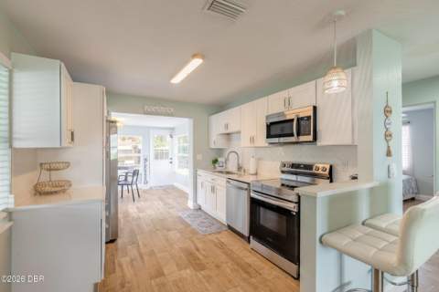 18 Tropical Drive, Ormond Beach FL - photo 9 of 35