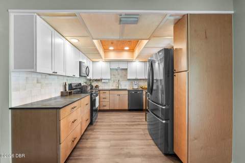 2817 Yule Tree Drive, Edgewater FL - photo 14 of 46