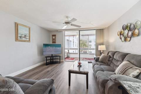 325 Wilder Boulevard #A404, Daytona Beach FL - photo 14 of 48