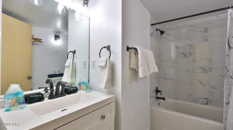 1909 S Atlantic Avenue #507, Daytona Beach Shores FL - photo 8 of 32