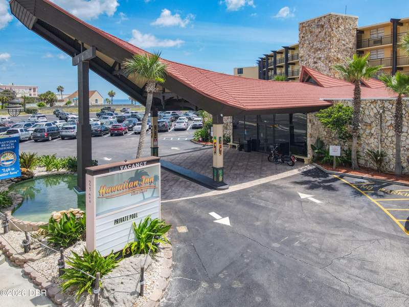 0 bedroom Condotel at 2301 S ATLANTIC Avenue #441, Hawaiian Inn Lc, Daytona Beach Shores — photo 2