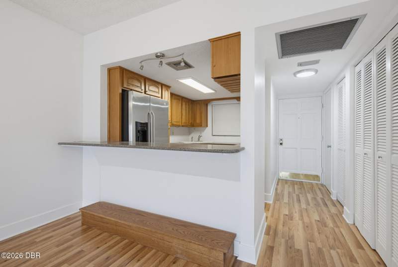 2 bedroom Condominium at 100 Grant Avenue #24, Oasis, A Condo, Daytona Beach Shores — photo 4