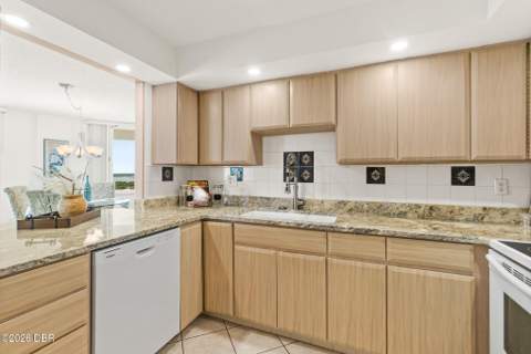 3047 S Atlantic Avenue #1002, Daytona Beach Shores FL - photo 22 of 73