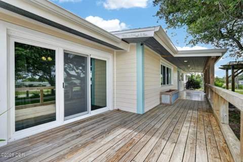 2071 S Peninsula Drive, Daytona Beach FL - photo 8 of 52