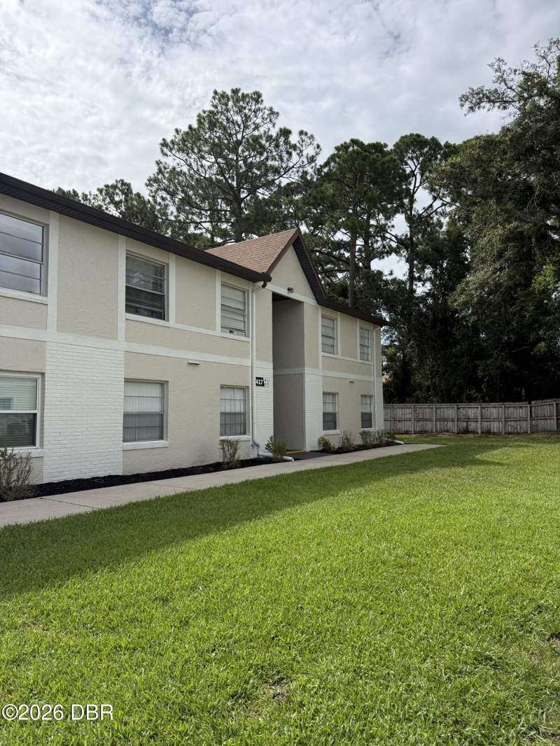 2 bedroom Condominium at 417 Banana Cay Drive #F, Bristol Bay Condo The, South Daytona — photo 3