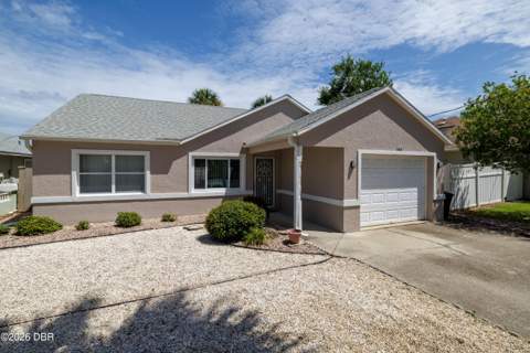 308 N 6th Street, Flagler Beach FL - photo 10 of 36