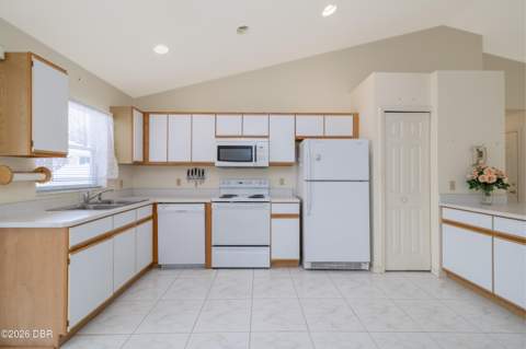 308 N 6th Street, Flagler Beach FL - photo 15 of 36