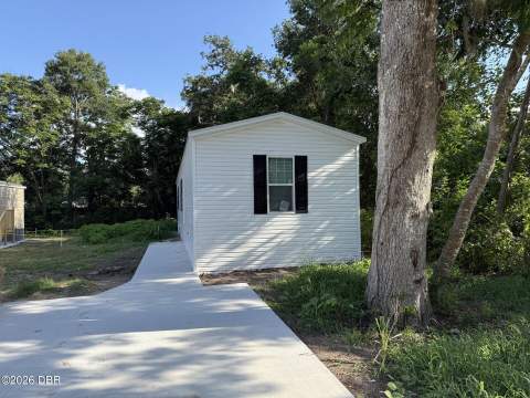 220 W Carroll Avenue, DeLand FL - photo 7 of 26