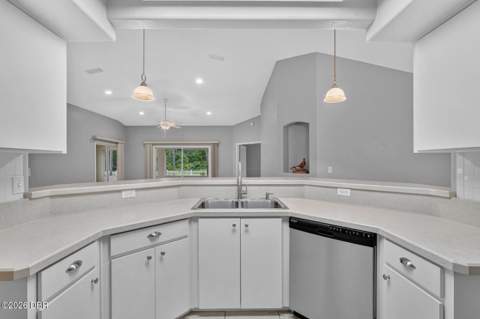 49 Spring Meadows Drive, Ormond Beach FL - photo 14 of 54